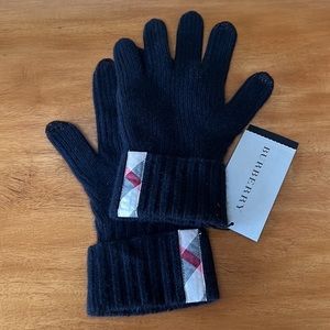 Burberry Men’s Ribbed Cashmere Gloves